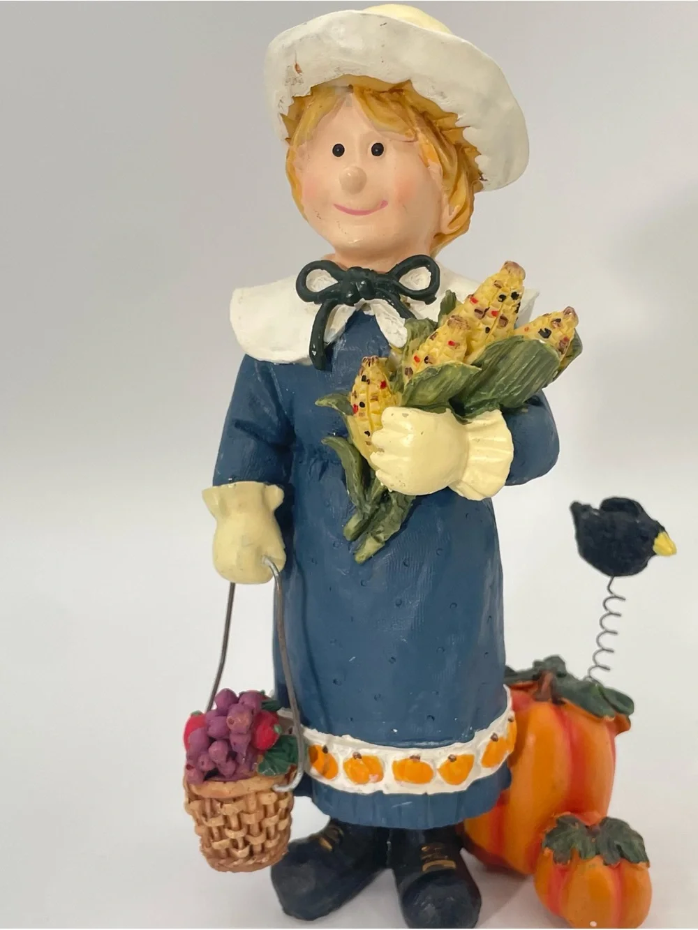 Vintage Pilgrim Boy & Girl Harvest Thanksgiving Resin Figurines Pumpkin Corn